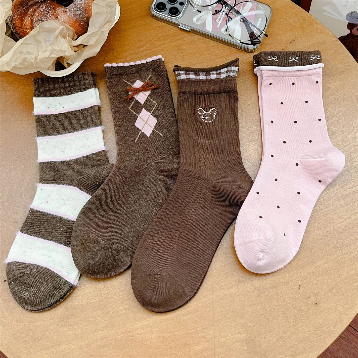 Rose Canelé Crew Socks
