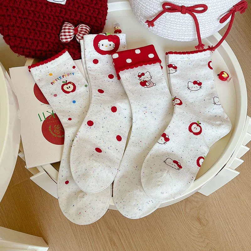 Apple Kitten Dotted Yarn Crew Socks